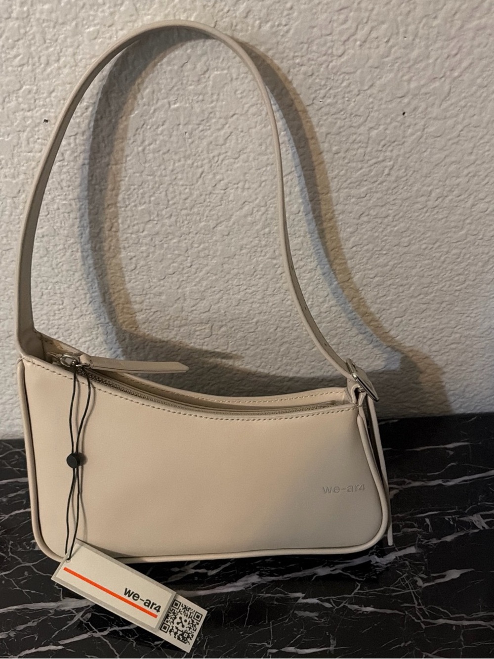 We-ar4 leather beige shoulder bag